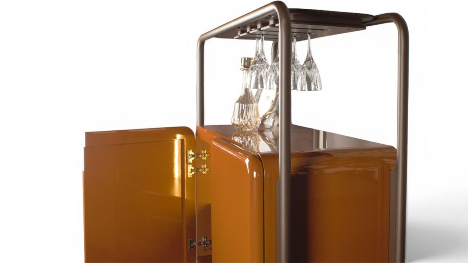Detna Bar/Vitrin
