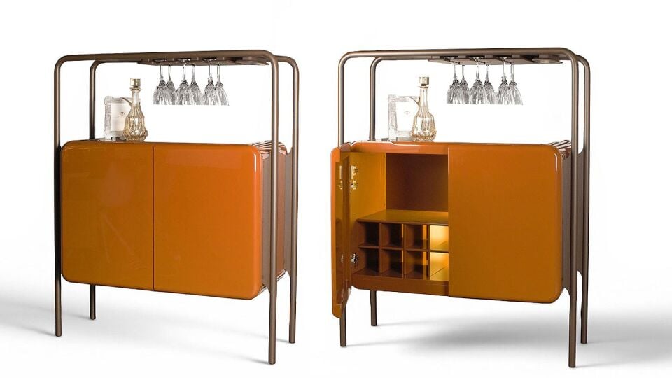 Detna Bar/Vitrin